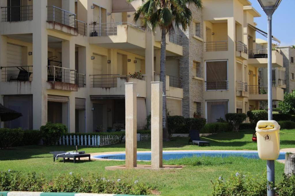 Appt 22 Bloc G- Hicherraton Plage Residence Bella Vista, Bouznika Bay 스크히라트 외부 사진